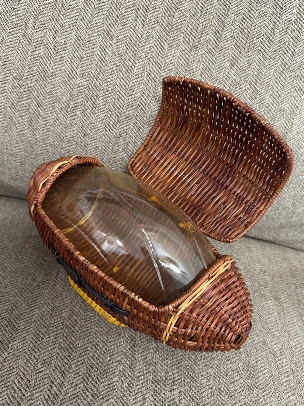 N/A wicker tabletop